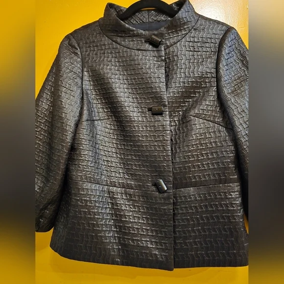 DONCASTER Elegant Black Textured Blazer - Picture 1 of 4